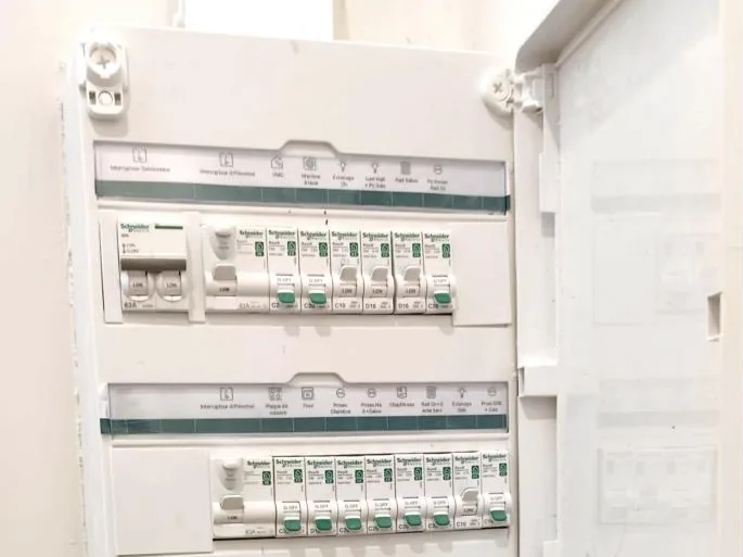 Tableau électrique Schneider rénové